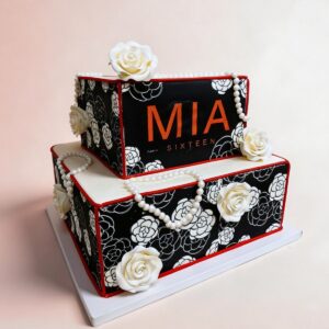 BLACK CAKE WHITE ROSE STENCIL