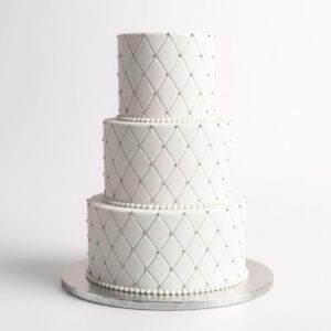 QUILT LG PATTERN WITH SILVER DRAGEES 3 TIER TALL