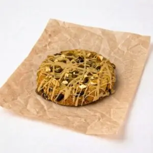 MEDIUM SALTED PRETZEL